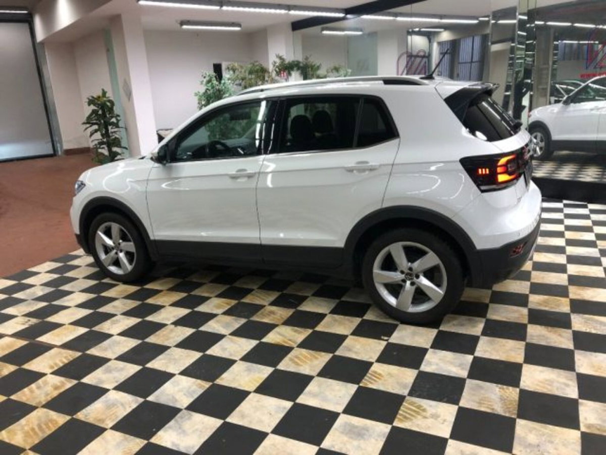 Volkswagen T-Cross 1.6 TDI DSG SCR Advanced BMT (7)