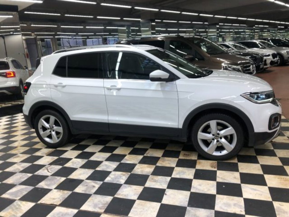 Volkswagen T-Cross 1.6 TDI DSG SCR Advanced BMT (8)