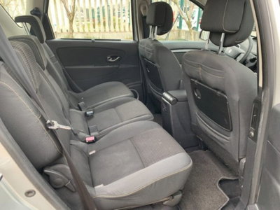 Renault Scenic E-Tech Electric 1.5 dCi 110CV Luxe (11)