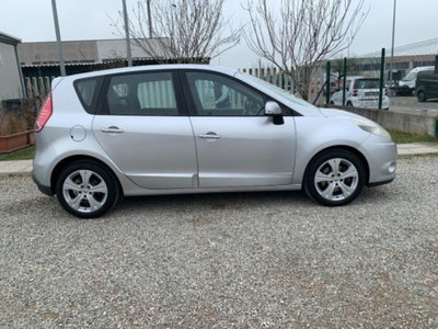 Renault Scenic E-Tech Electric 1.5 dCi 110CV Luxe (4)