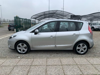 Renault Scenic E-Tech Electric 1.5 dCi 110CV Luxe (8)