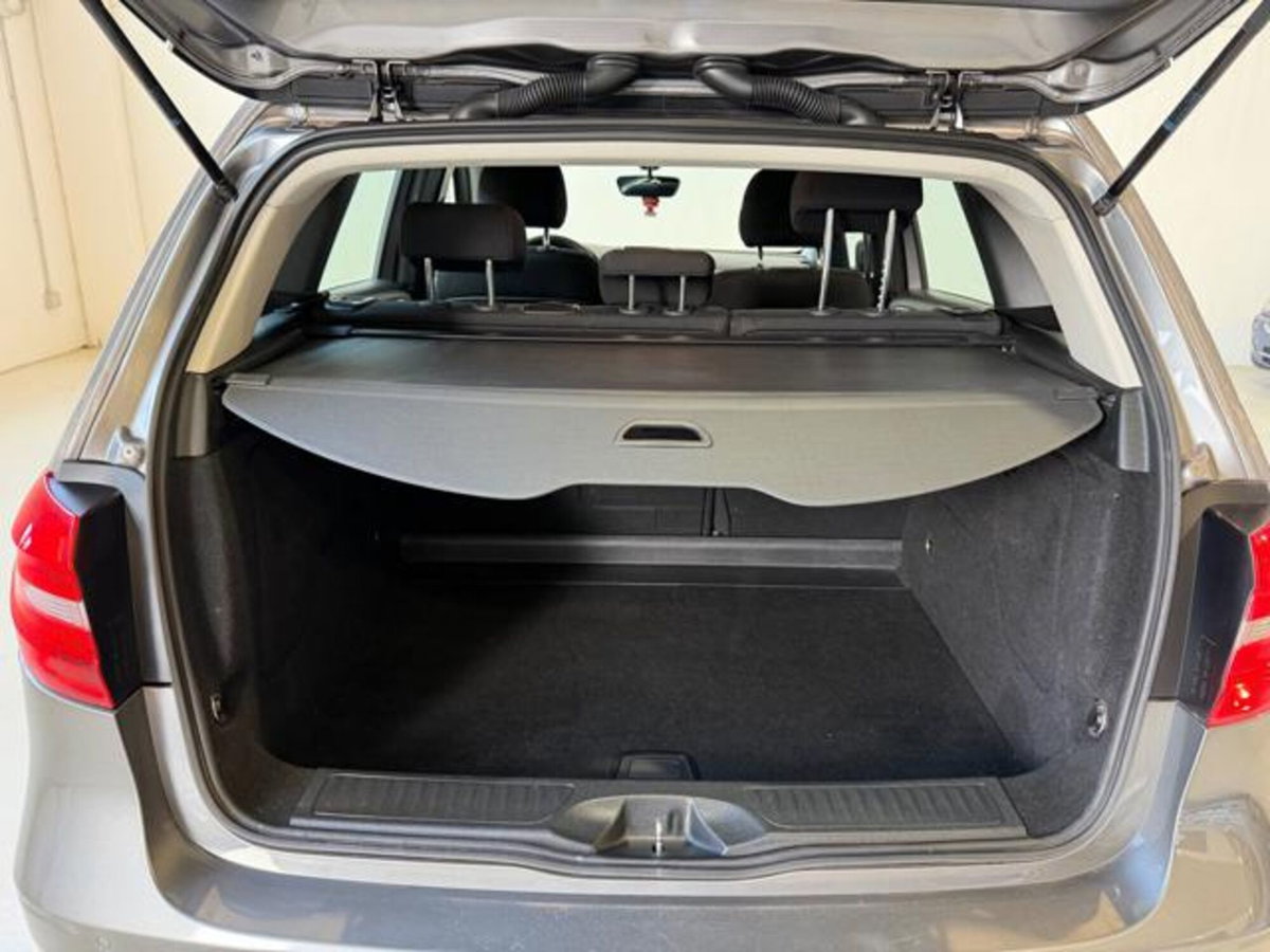 Mercedes-Benz Classe B 180 CDI Executive (12)