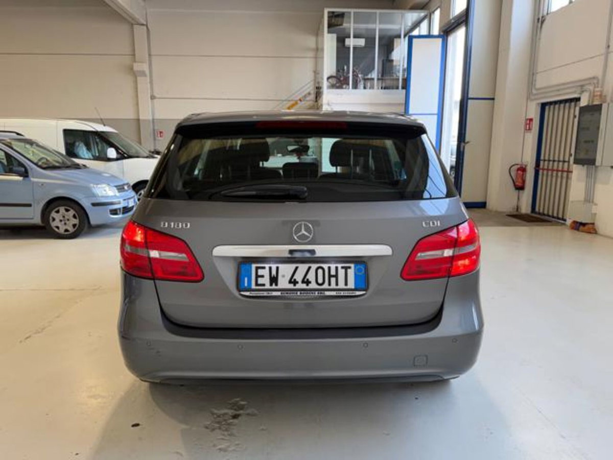 Mercedes-Benz Classe B 180 CDI Executive (4)