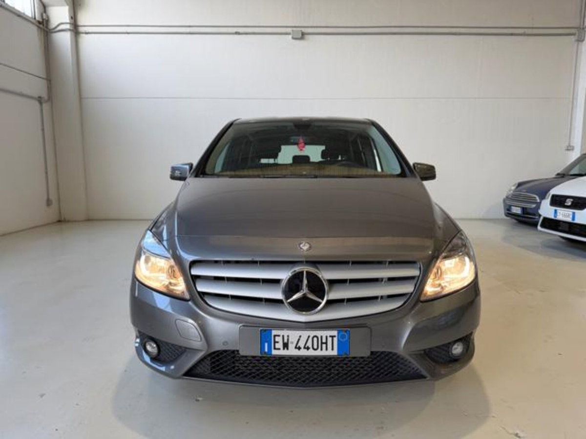 Mercedes-Benz Classe B 180 CDI Executive (8)