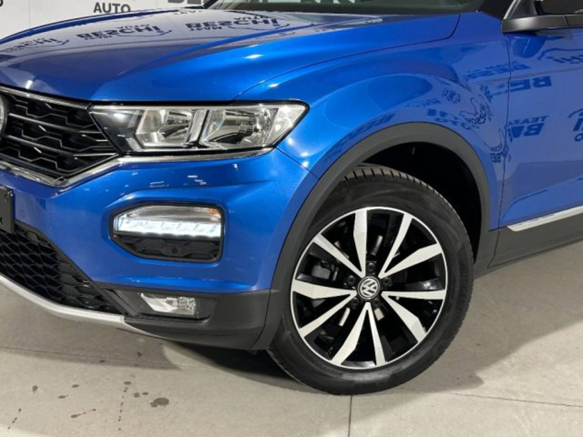 Volkswagen T-Roc 1.5 tsi Style (12)