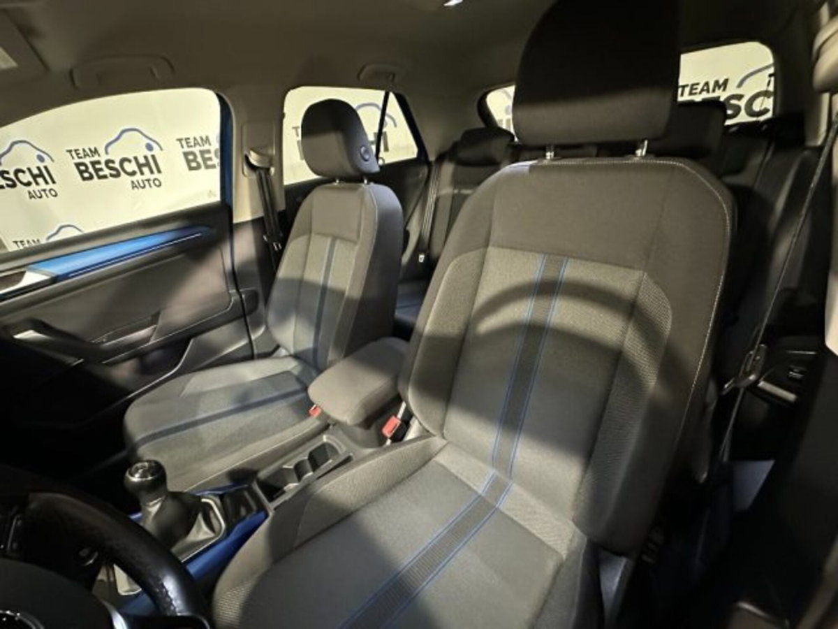 Volkswagen T-Roc 1.5 tsi Style (6)