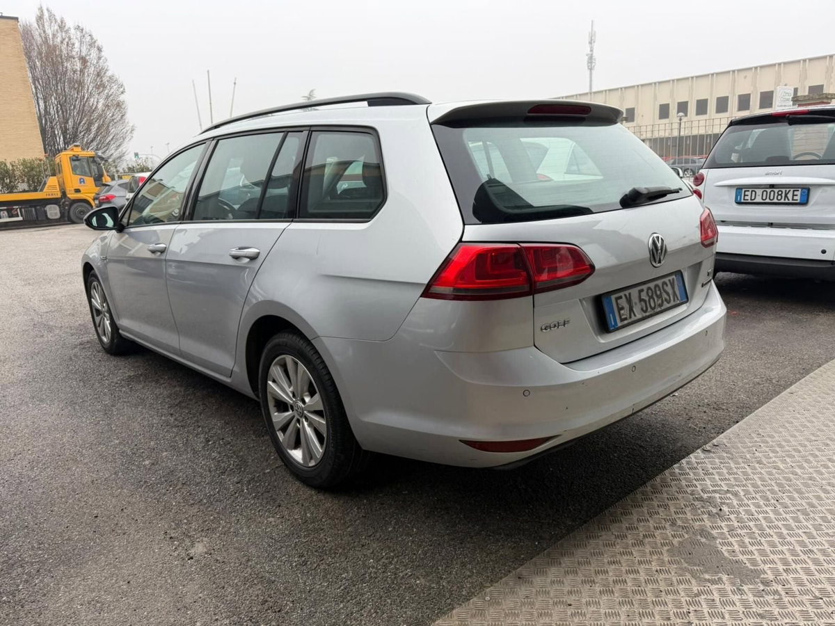Volkswagen Golf Variant 1.4 TGI Comfortline BlueMotion (6)