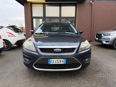 Ford Focus Station Wagon 1.6 120 CV GPL SW Titanium (2)