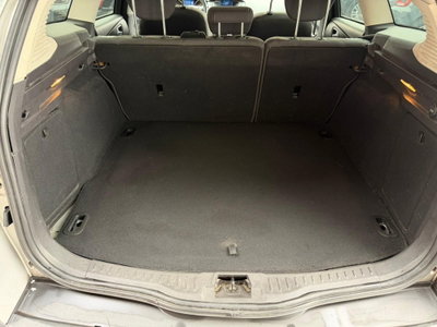 Ford Focus Station Wagon 1.6 TDCi 115 CV SW (13)