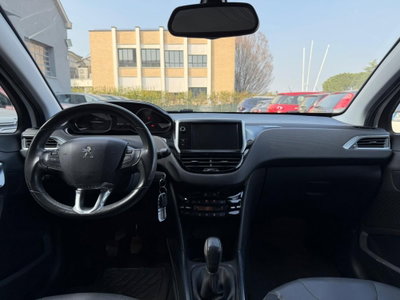 Peugeot 2008 VTi 82CV Allure (11)