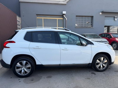 Peugeot 2008 VTi 82CV Allure (4)
