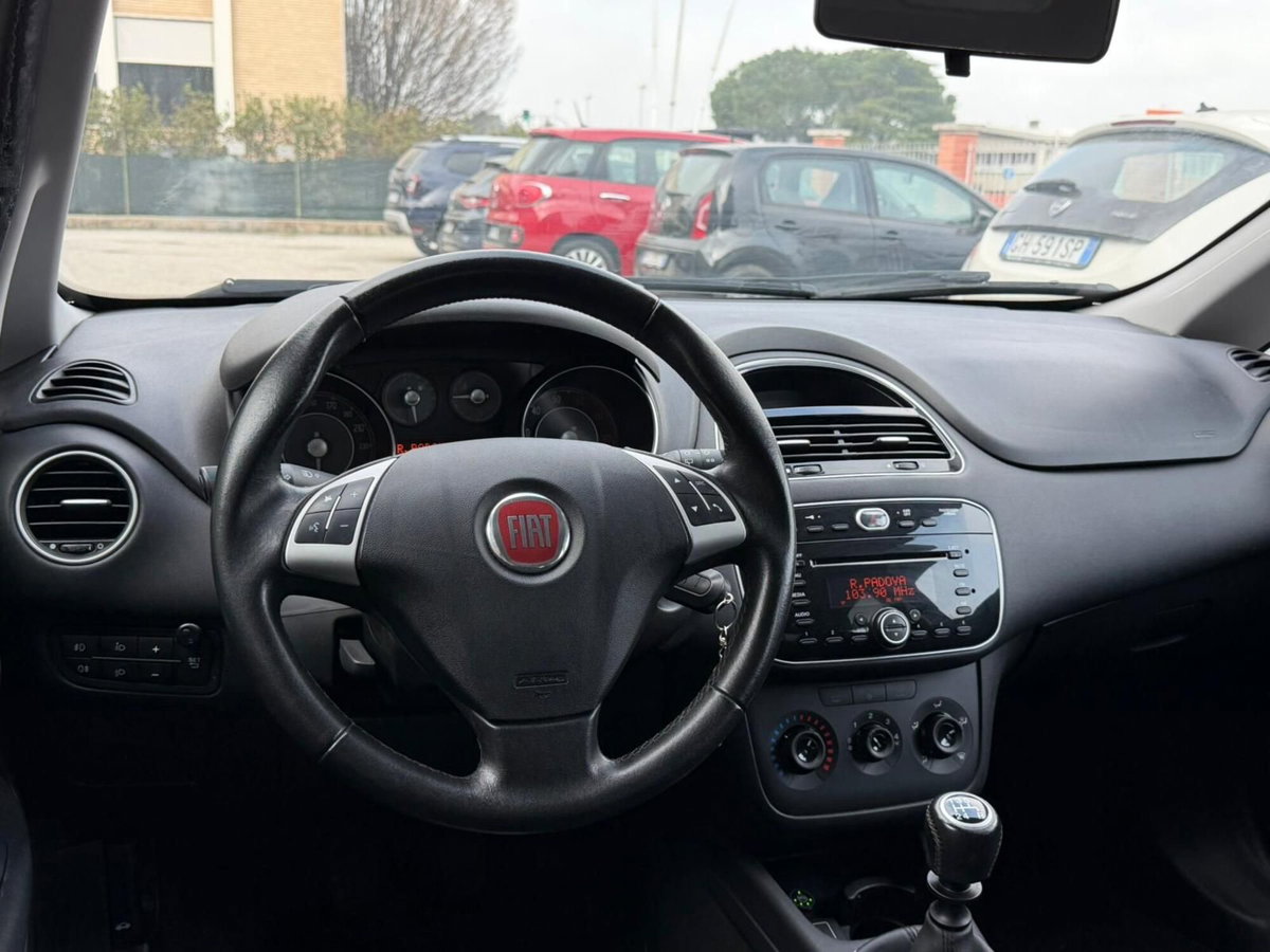Fiat Punto 1.2 8V 5 porte Lounge (10)