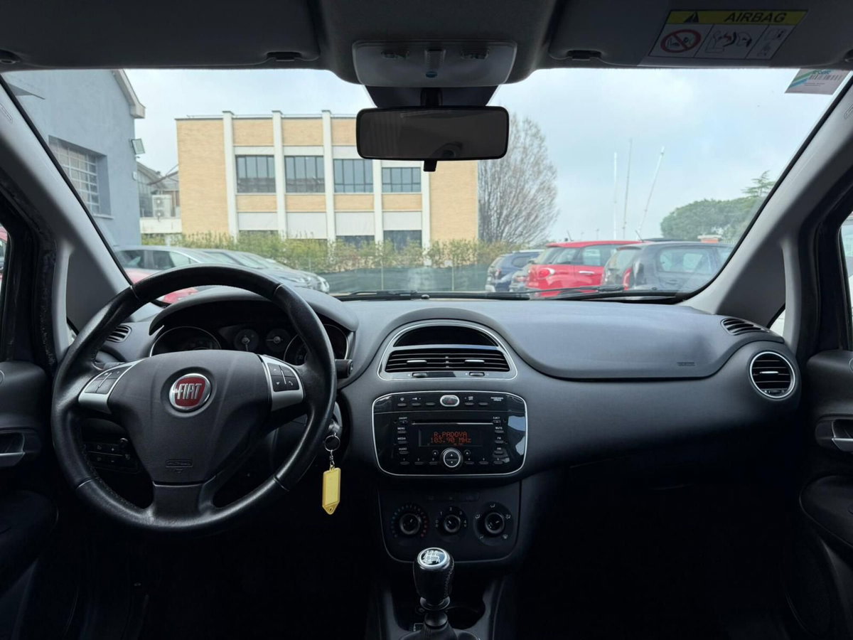 Fiat Punto 1.2 8V 5 porte Lounge (11)