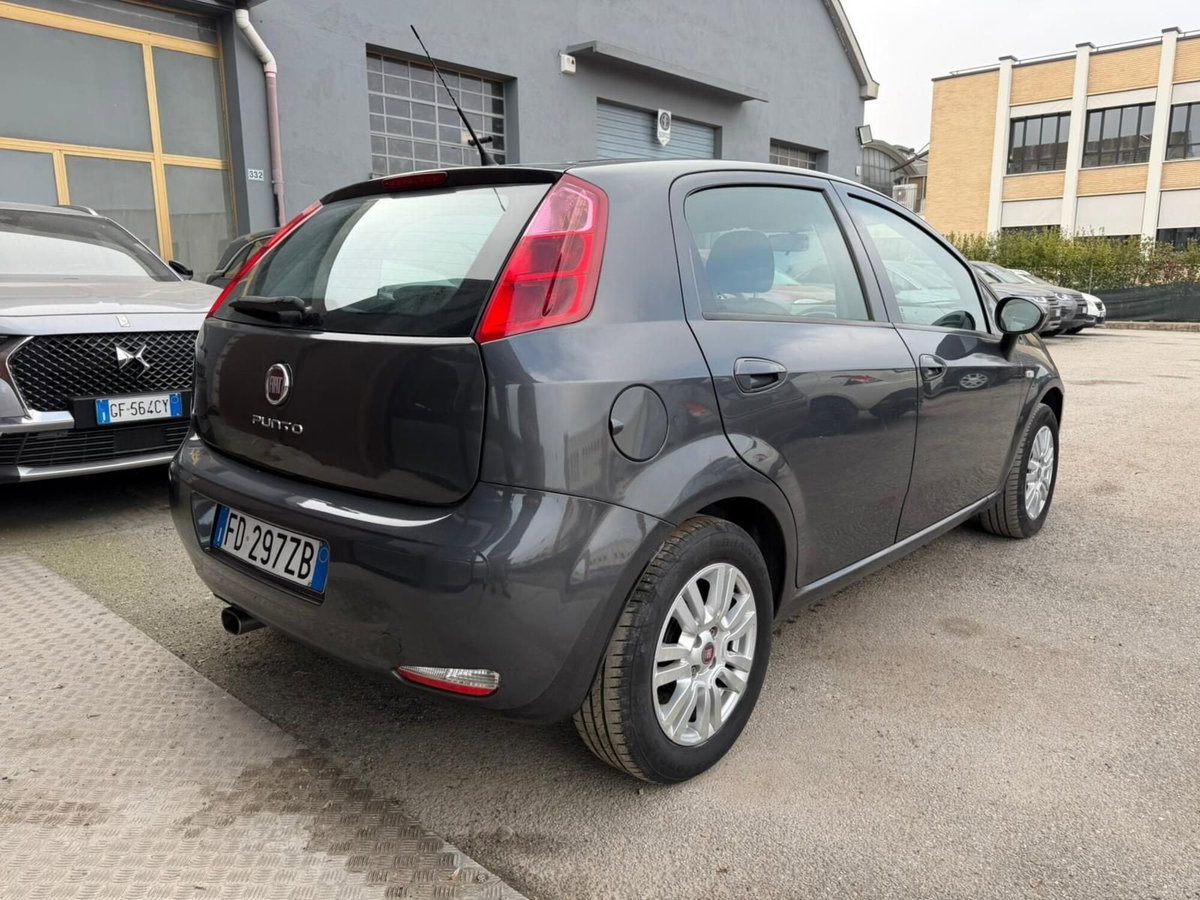 Fiat Punto 1.2 8V 5 porte Lounge (5)