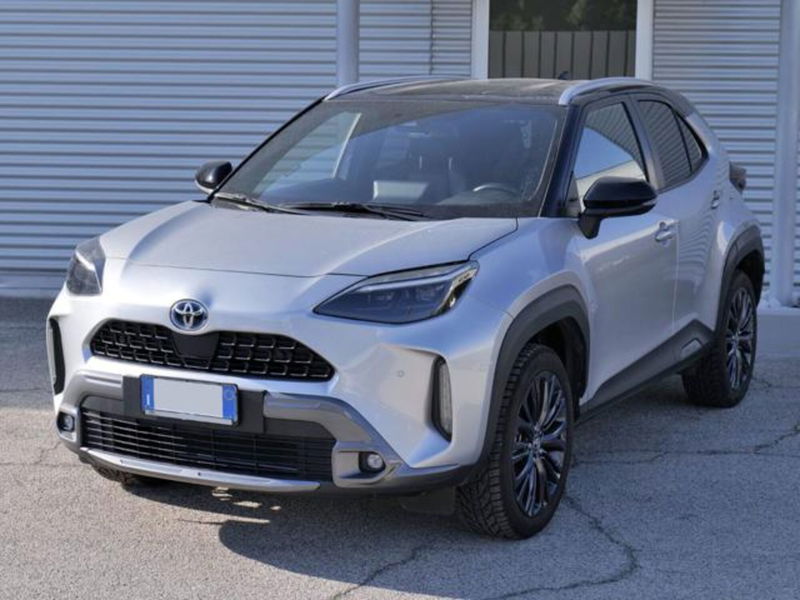 Toyota Yaris Cross 1.5h GR Sport Black Sky fwd 116cv e-cvt