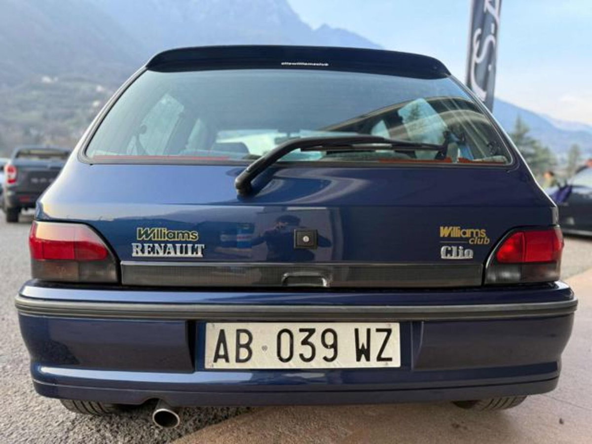 Renault Clio 16V cat Williams (7)