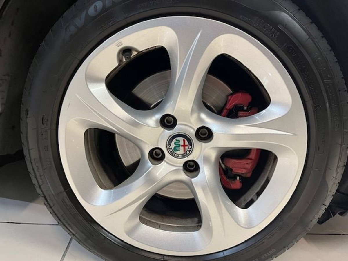 Alfa Romeo MiTo 1.3 JTDm 95 CV S&S Urban (14)