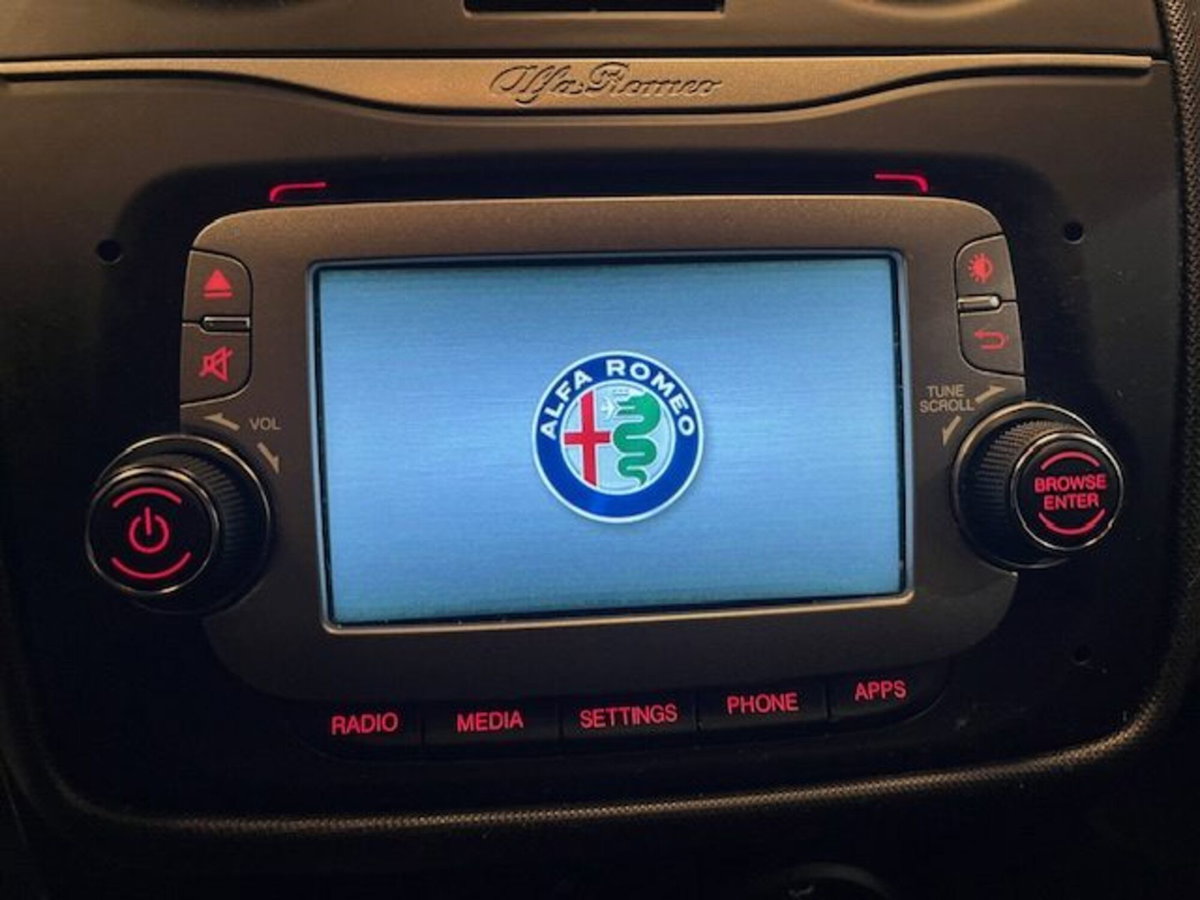 Alfa Romeo MiTo 1.3 JTDm 95 CV S&S Urban (15)