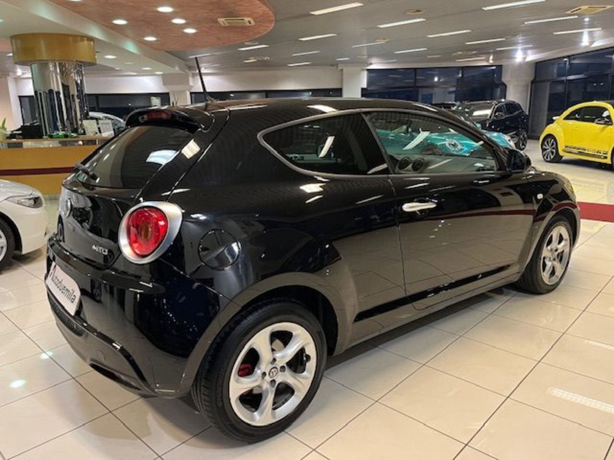 Alfa Romeo MiTo 1.3 JTDm 95 CV S&S Urban (4)