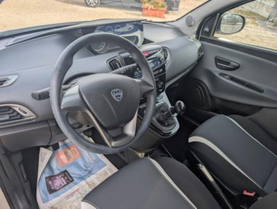 Lancia Ypsilon 1.2 69 CV 5 porte GPL Ecochic Elefantino (5)