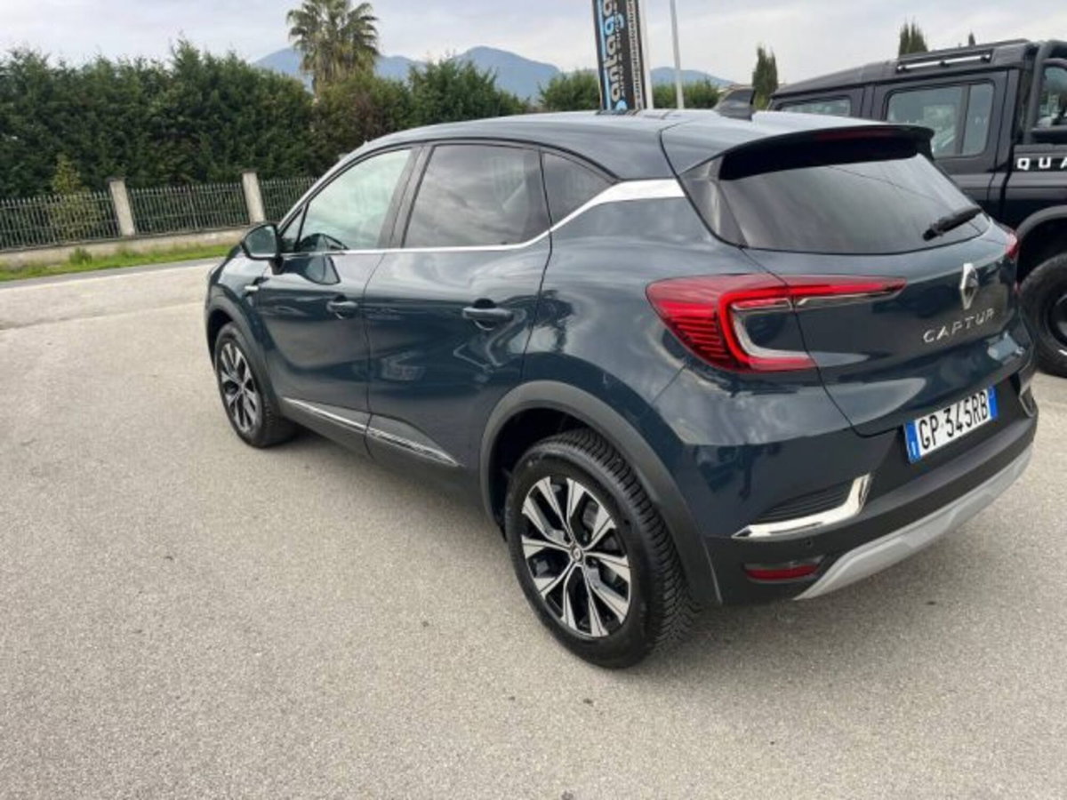 Renault Captur Mild Hybrid 140 CV Techno (6)