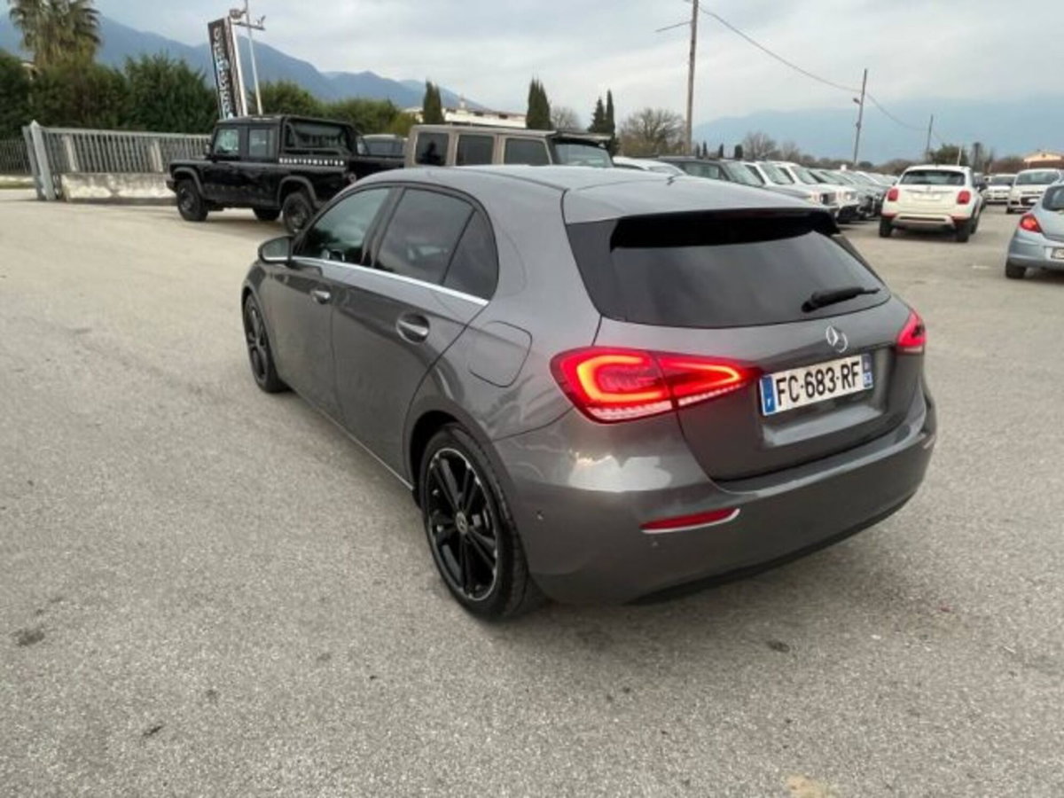 Mercedes-Benz Classe A Sedan 180 d Automatic 4p. Sport (5)