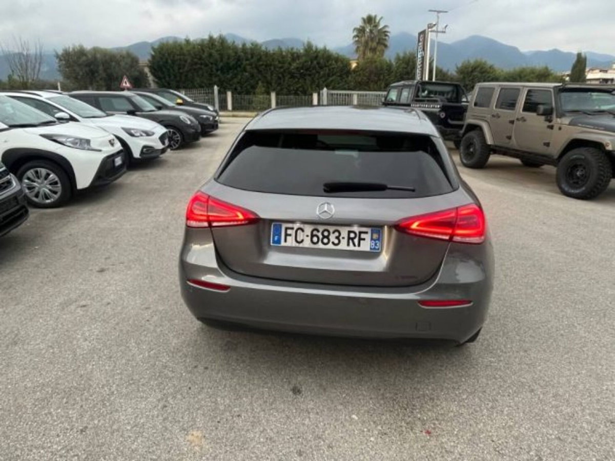 Mercedes-Benz Classe A Sedan 180 d Automatic 4p. Sport (6)