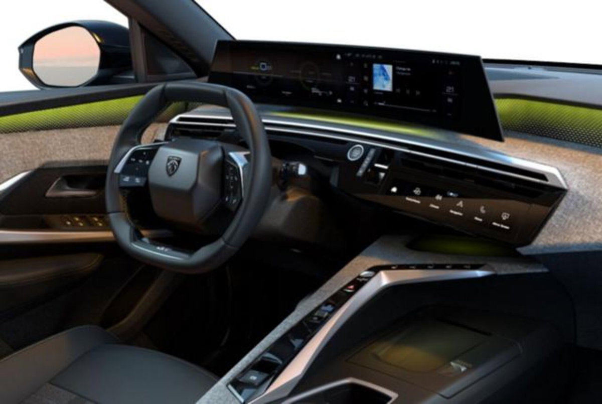Peugeot 5008 1.2 hybrid GT 145cv 7p.ti e-dcs6 (4)