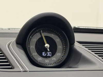 Porsche 911 Coupé 4.0 GT3 con pacchetto Touring (19)