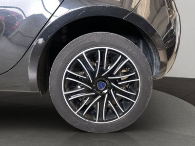 Lancia Ypsilon 1.0 FireFly 5 porte S&S Hybrid Silver Plus (4)