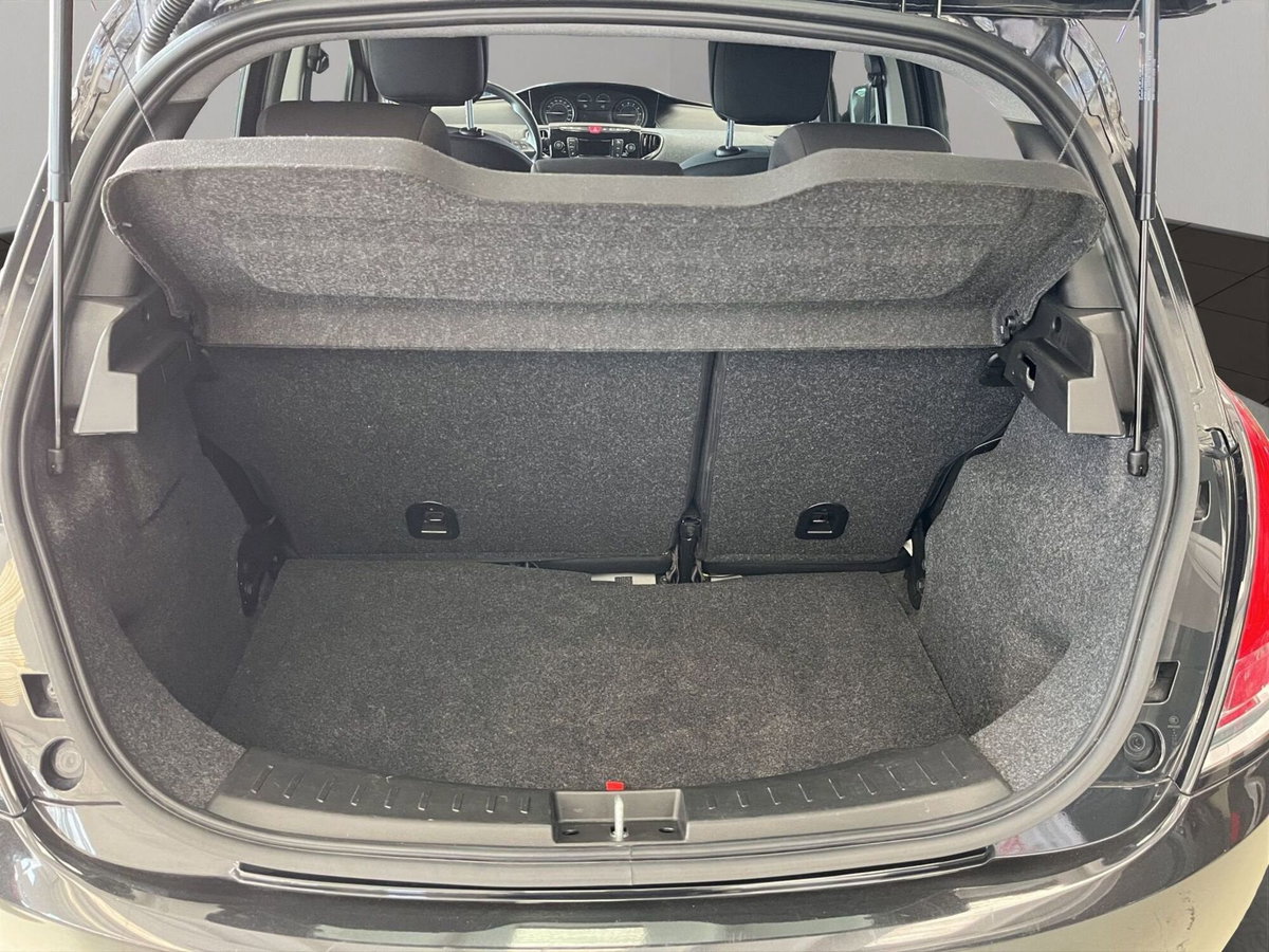 Lancia Ypsilon 1.0 FireFly 5 porte S&S Hybrid Silver Plus (7)