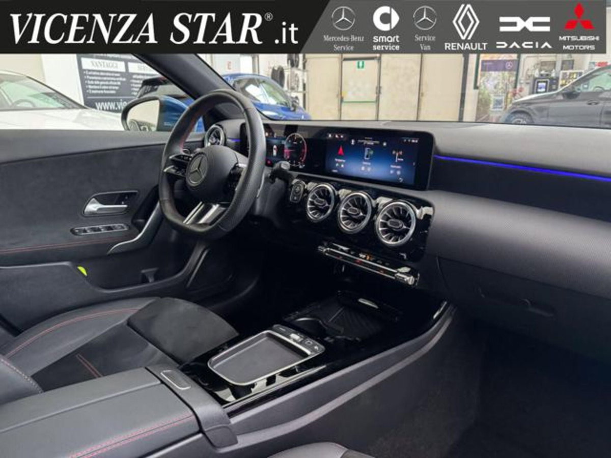 Mercedes-Benz Classe A 180 d AMG Line Premium Plus auto (9)