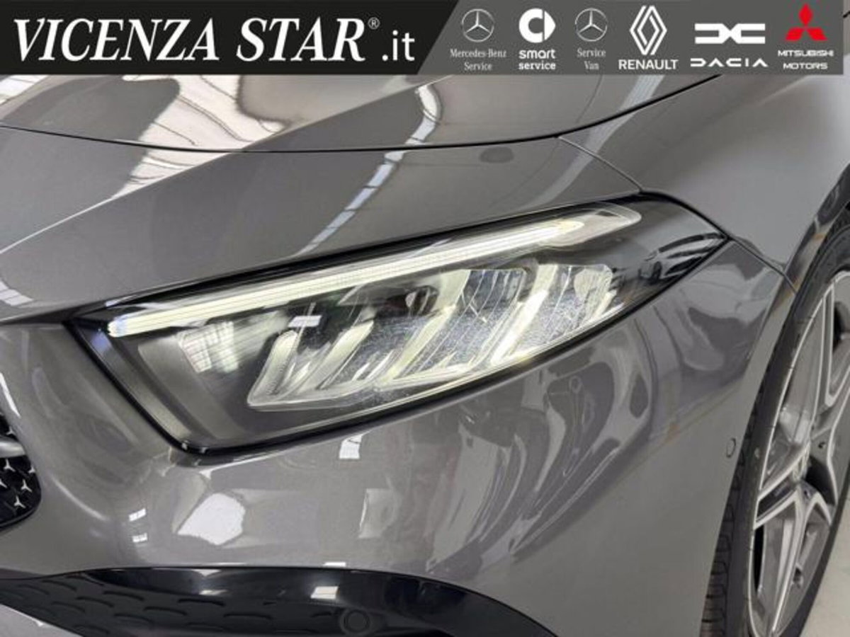 Mercedes-Benz Classe A 200 d AMG Line Premium Plus auto (2)