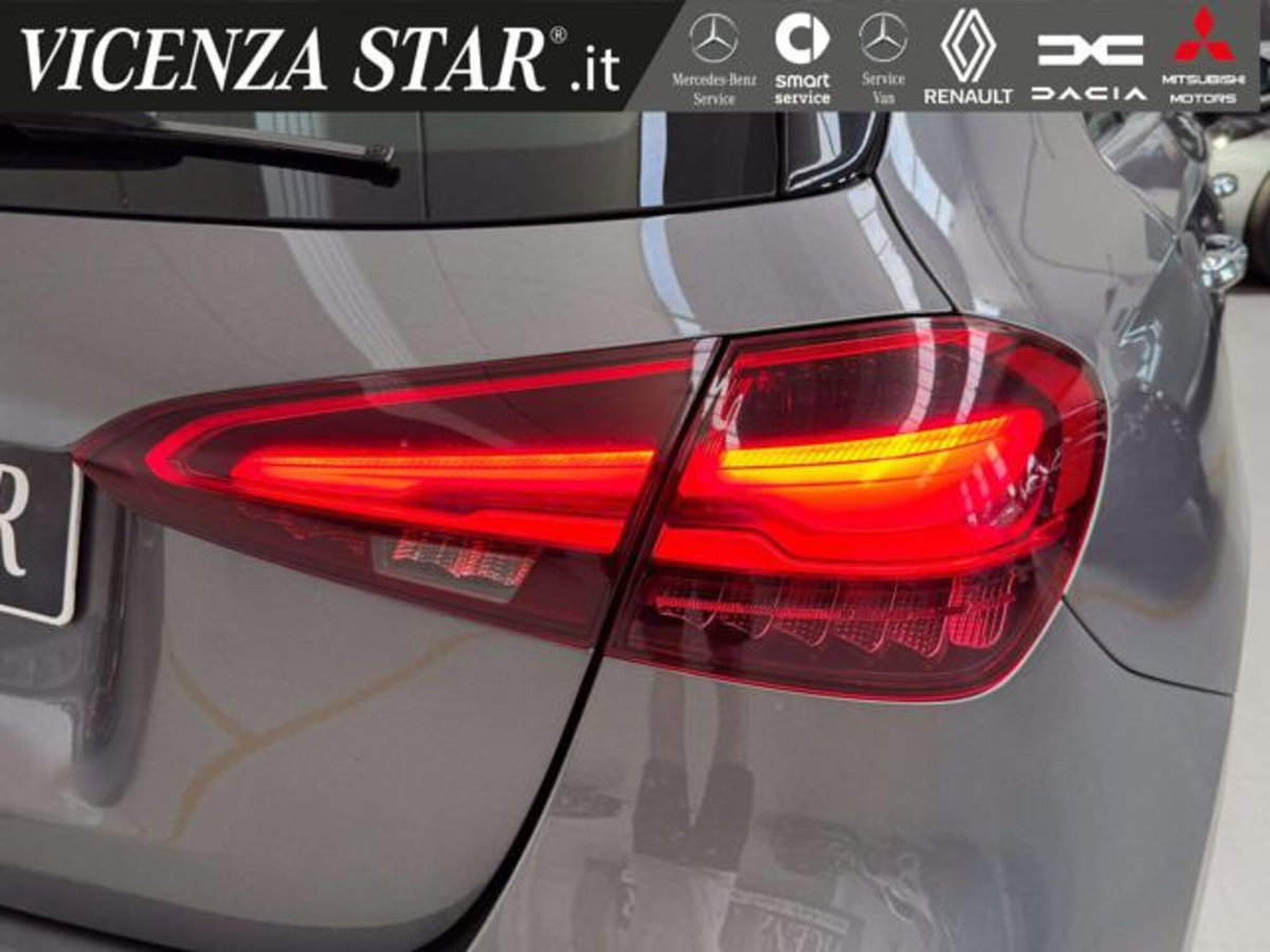 Mercedes-Benz Classe A 200 d AMG Line Premium Plus auto (4)
