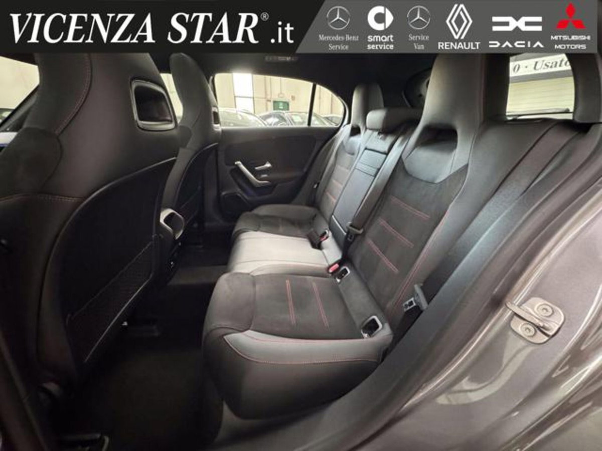 Mercedes-Benz Classe A 200 d AMG Line Premium Plus auto (9)