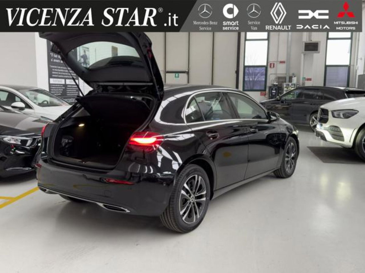 Mercedes-Benz Classe A Sedan 200 d Progressive Advanced Plus auto (14)