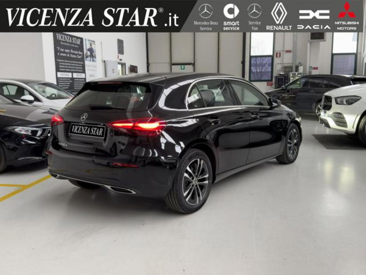 Mercedes-Benz Classe A Sedan 200 d Progressive Advanced Plus auto (3)