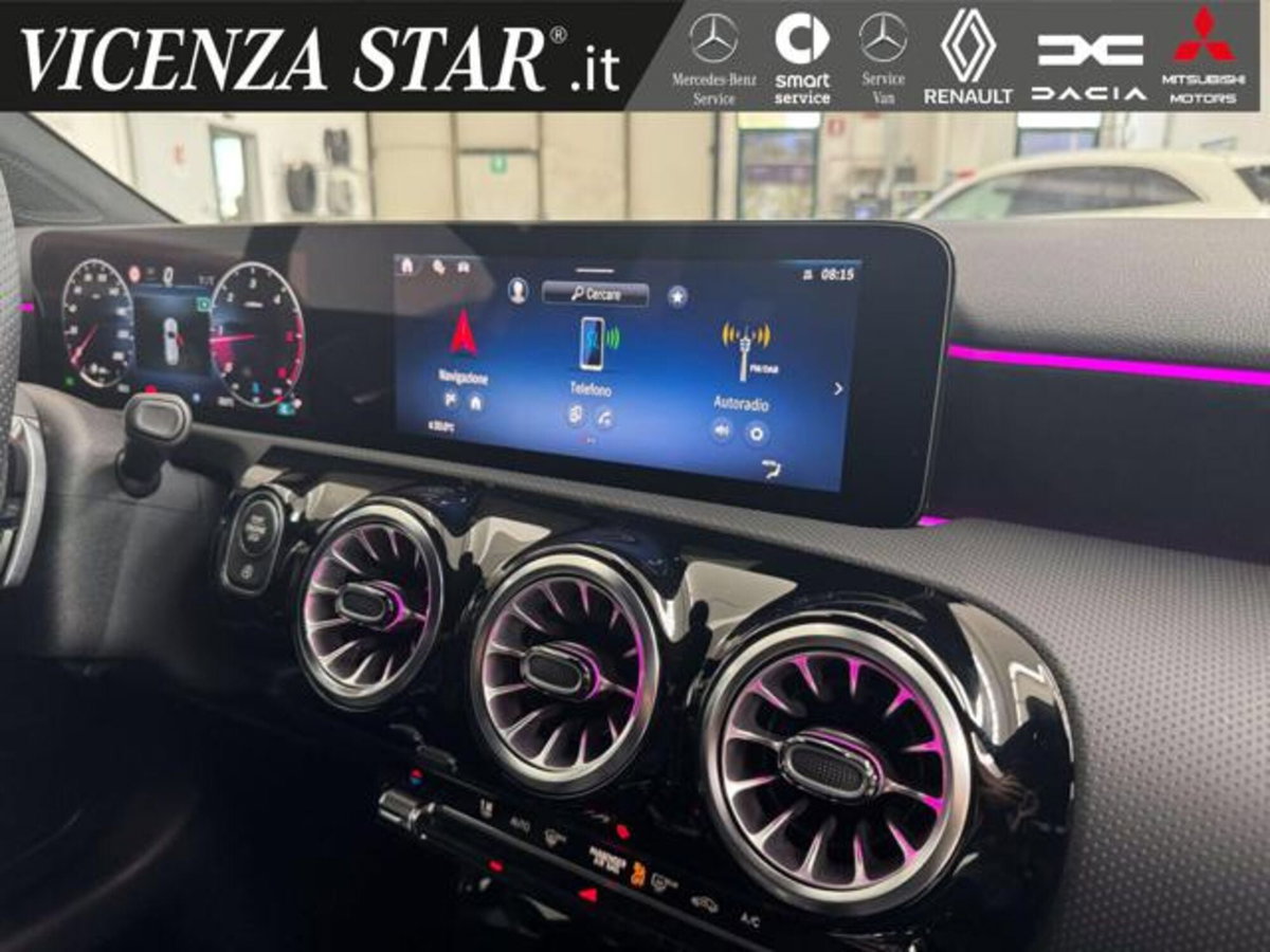 Mercedes-Benz Classe A 200 d AMG Line Premium Plus auto (10)