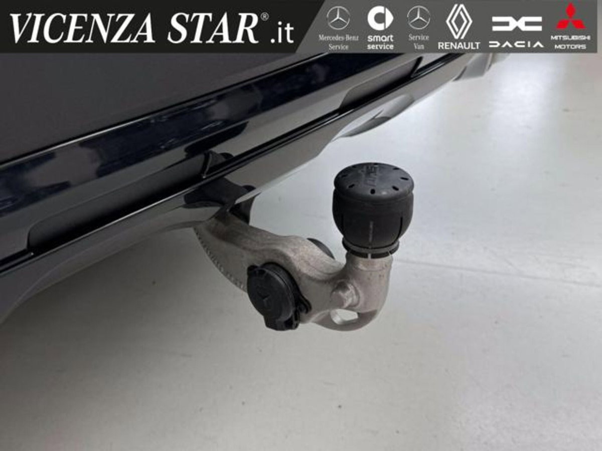 Mercedes-Benz GLC 220 d 4Matic Mild Hybrid AMG Premium Plus (12)