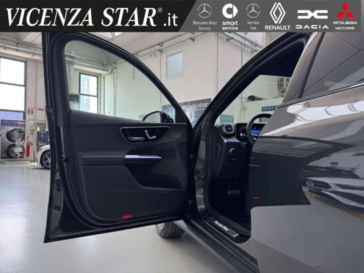 Mercedes-Benz GLC 220 d 4Matic Mild Hybrid AMG Premium Plus (19)