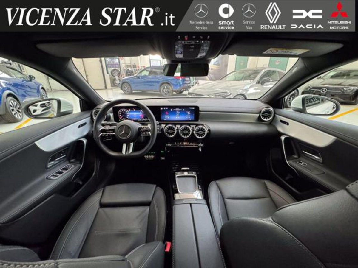 Mercedes-Benz Classe A 180 d AMG Line Premium Plus auto (6)