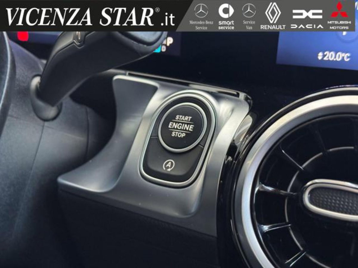 Mercedes-Benz GLB 180 d Automatic Sport (13)