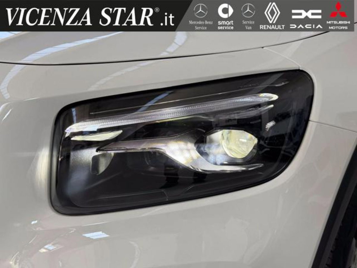 Mercedes-Benz GLB 180 d Automatic Sport (2)