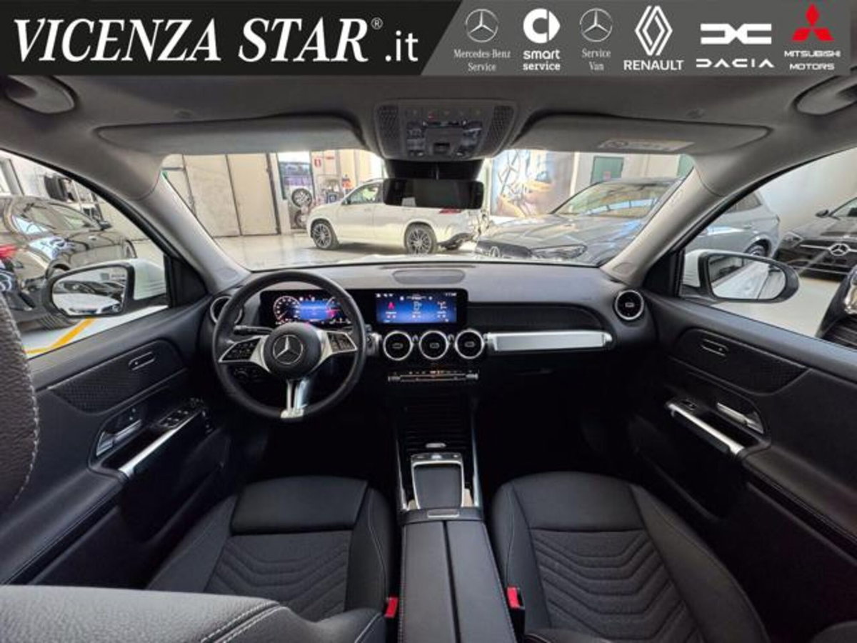 Mercedes-Benz GLB 180 d Automatic Sport (7)