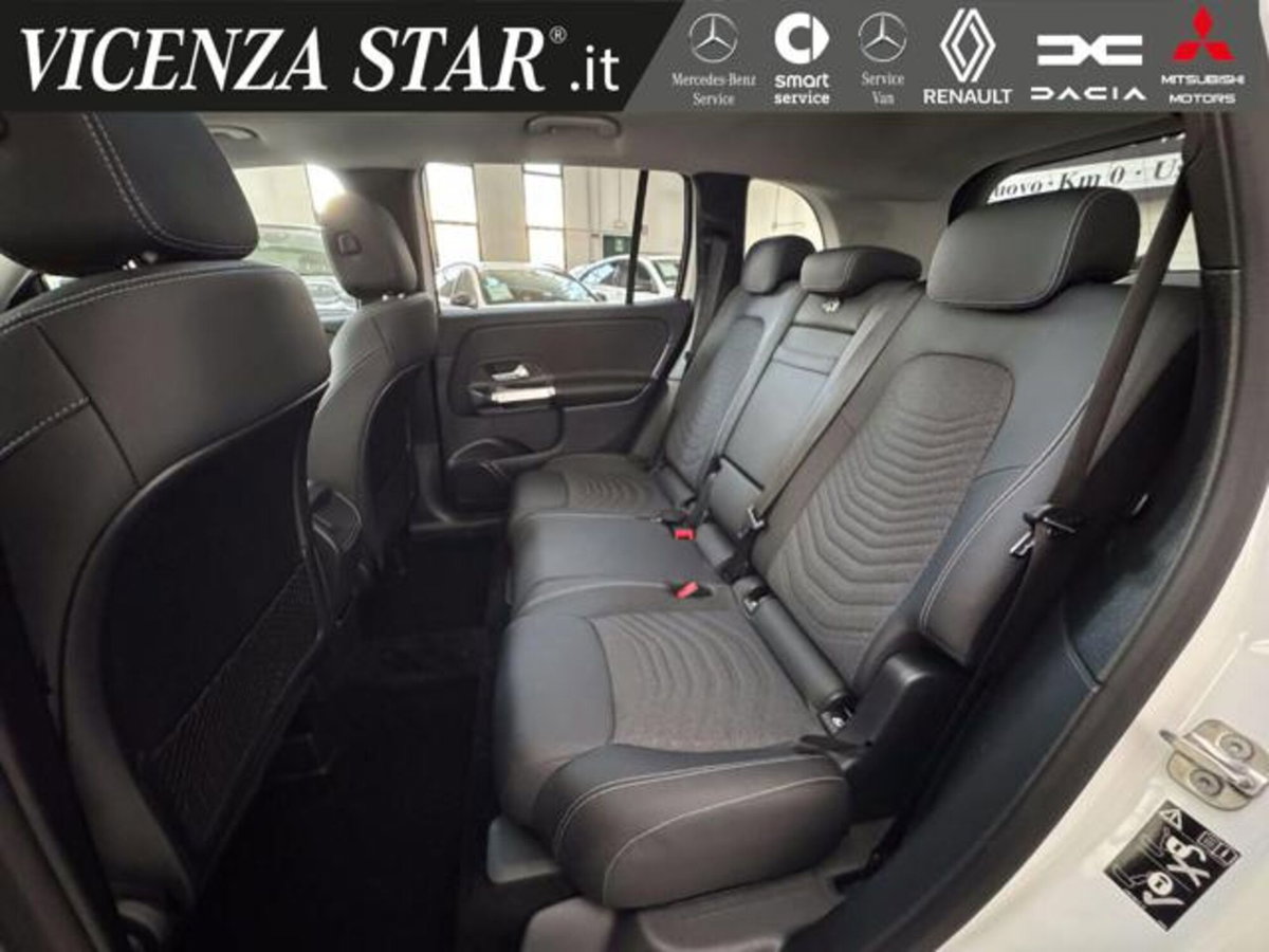 Mercedes-Benz GLB 180 d Automatic Sport (8)