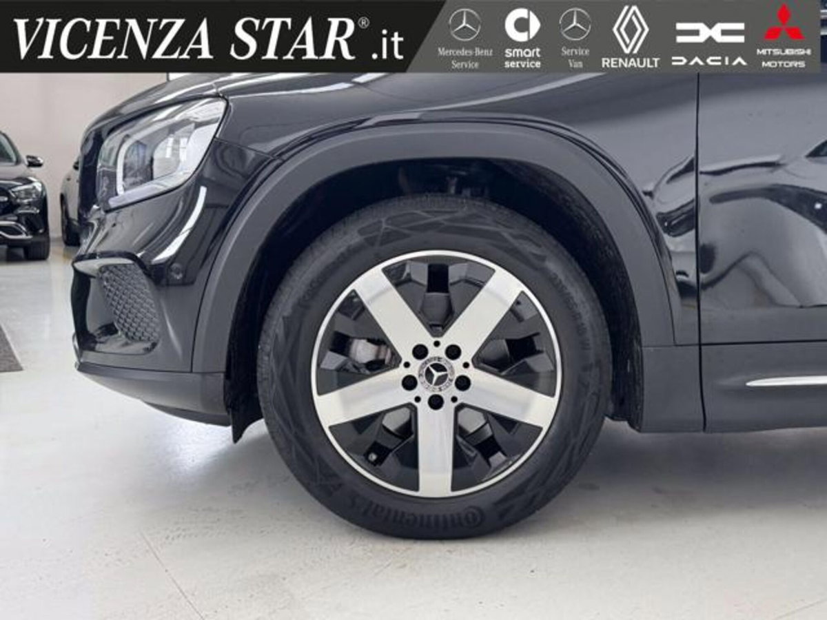 Mercedes-Benz GLB 180 d Automatic Sport (5)