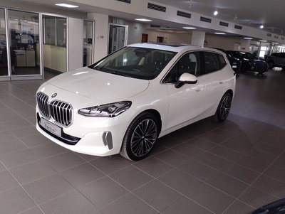 BMW Serie 2 Active Tourer 218i  Luxury auto usata