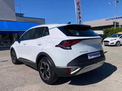 Kia Sportage 1.6 CRDI 136 CV 2WD Mild Hybrid Business Class (2)
