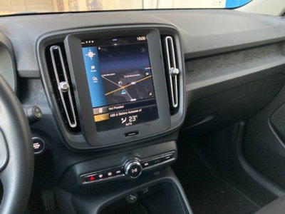 Volvo XC40 T2 Essential N1 (11)