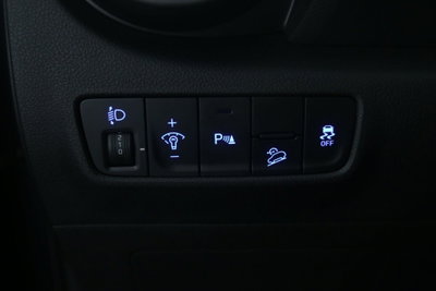 Hyundai Kona 1.0 T-GDI Hybrid 48V iMT XLine (20)